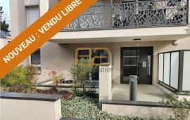 LE MANS / Investissement locatif clés en mains -  T2 lumineux avec terrasse et parking, locataire en place !