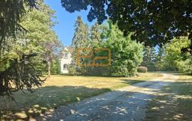 TRANGE / Bien d’exception à Trangé – 265 m² habitables sur plus de 8 400 m² de terrain paysagé