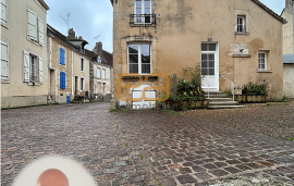MAMERS / Maison 19e siecle  2 chambres centre ville