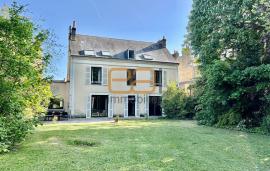 LE MANS / Propriété d'exception en plein cœur du Mans