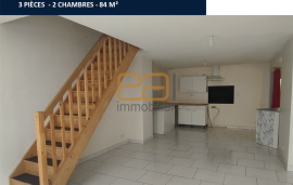 BEAUMONT SUR SARTHE / Maison sans jardin 2 chambres et garage - Beaumont sur Sarthe 